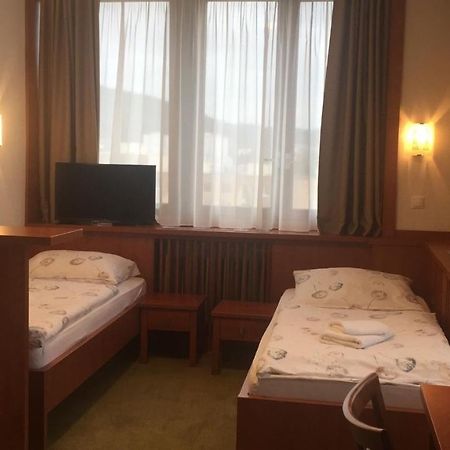 Hotel Bothe Povazska Bystrica Bagian luar foto