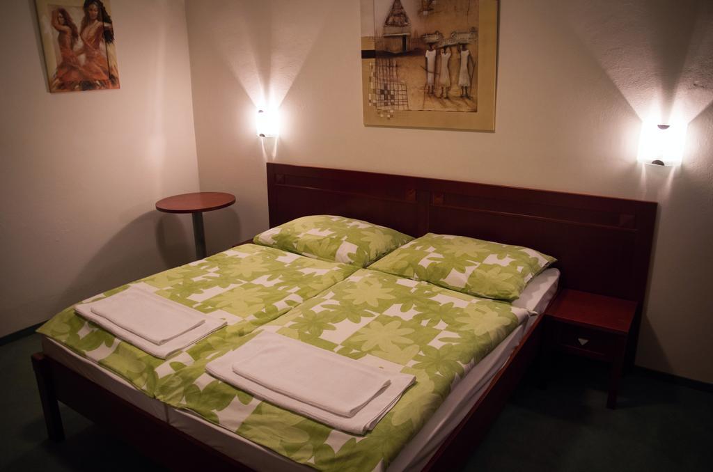 Hotel Bothe Povazska Bystrica Ruang foto