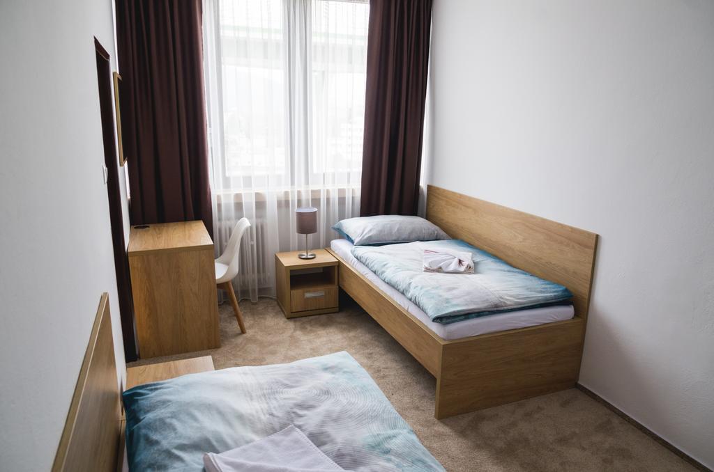 Hotel Bothe Povazska Bystrica Bagian luar foto