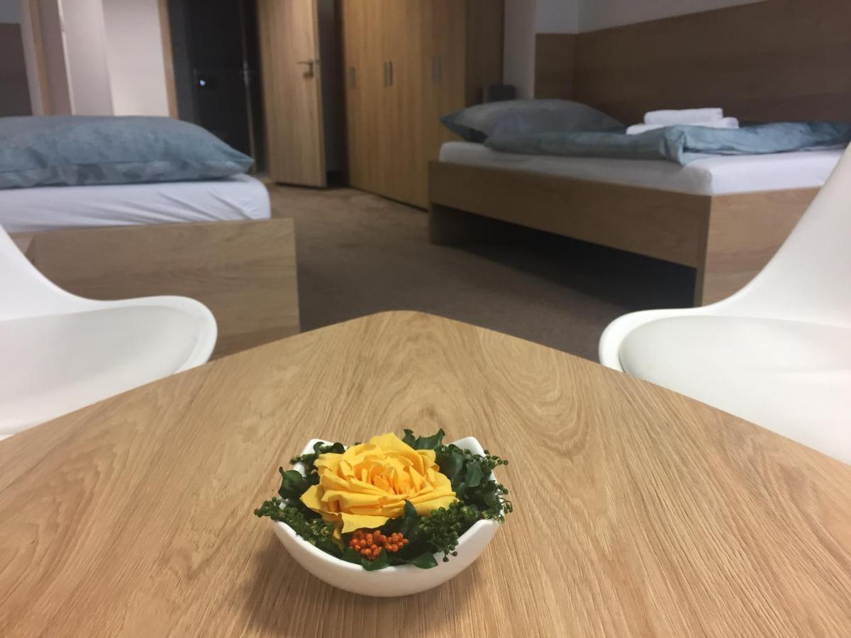 Hotel Bothe Povazska Bystrica Bagian luar foto